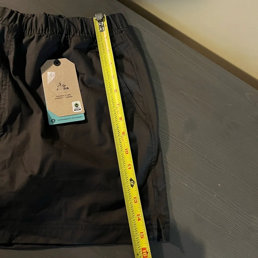 Prana Doubled Peak Skort NEW
